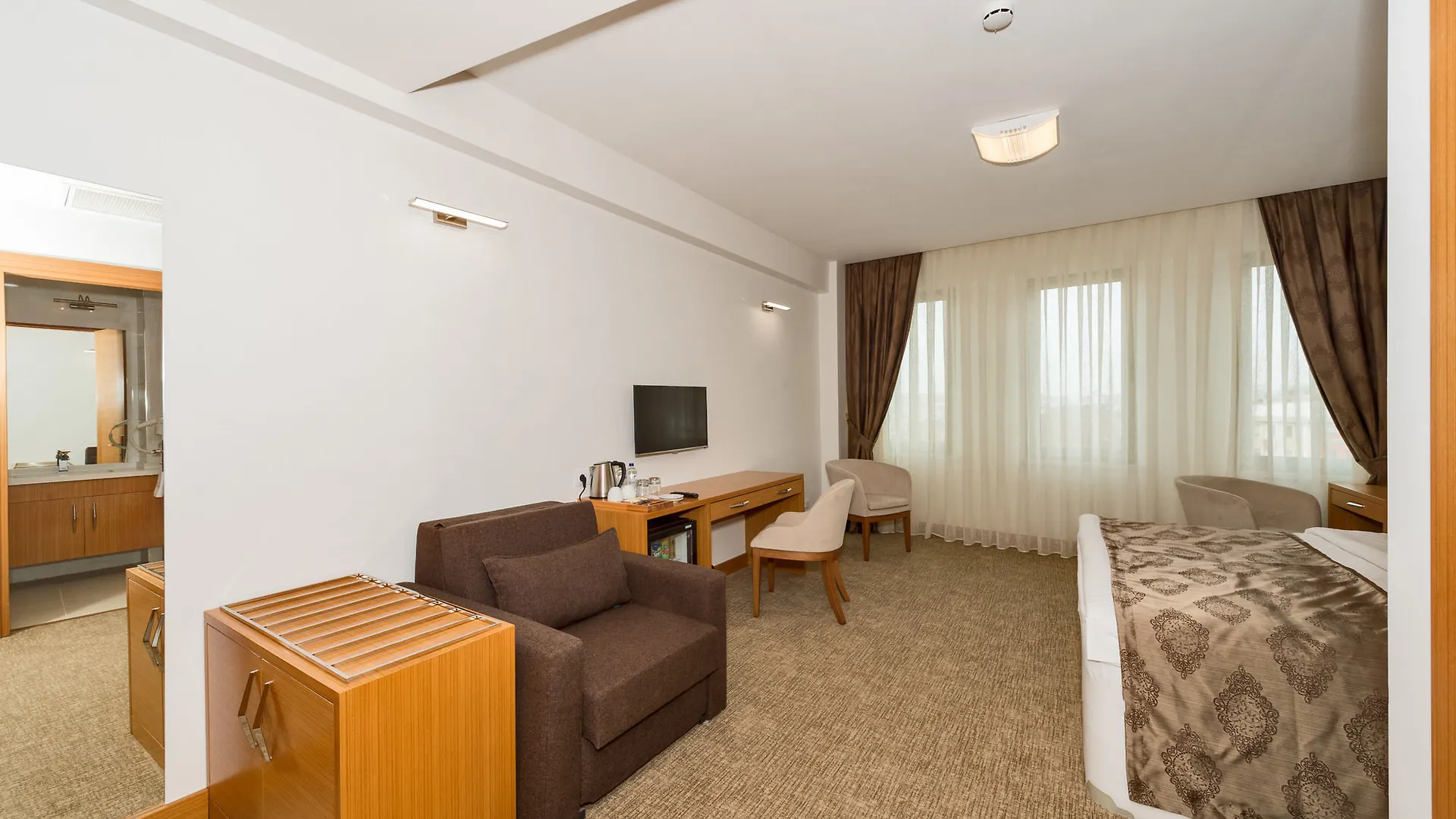Mien Suites Istanbulská provincie 5*,